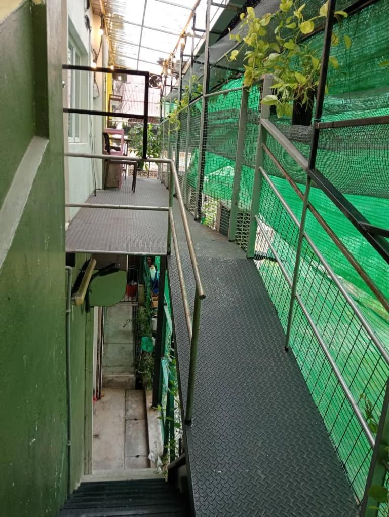 K Inn 55 Джордж Таун Екстериор снимка